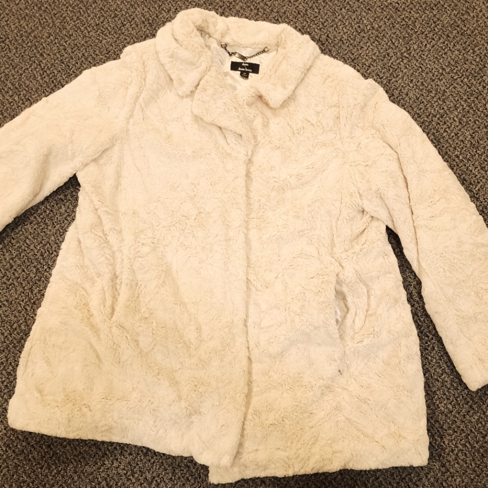 Dennis Basso faux for women's plus size coat